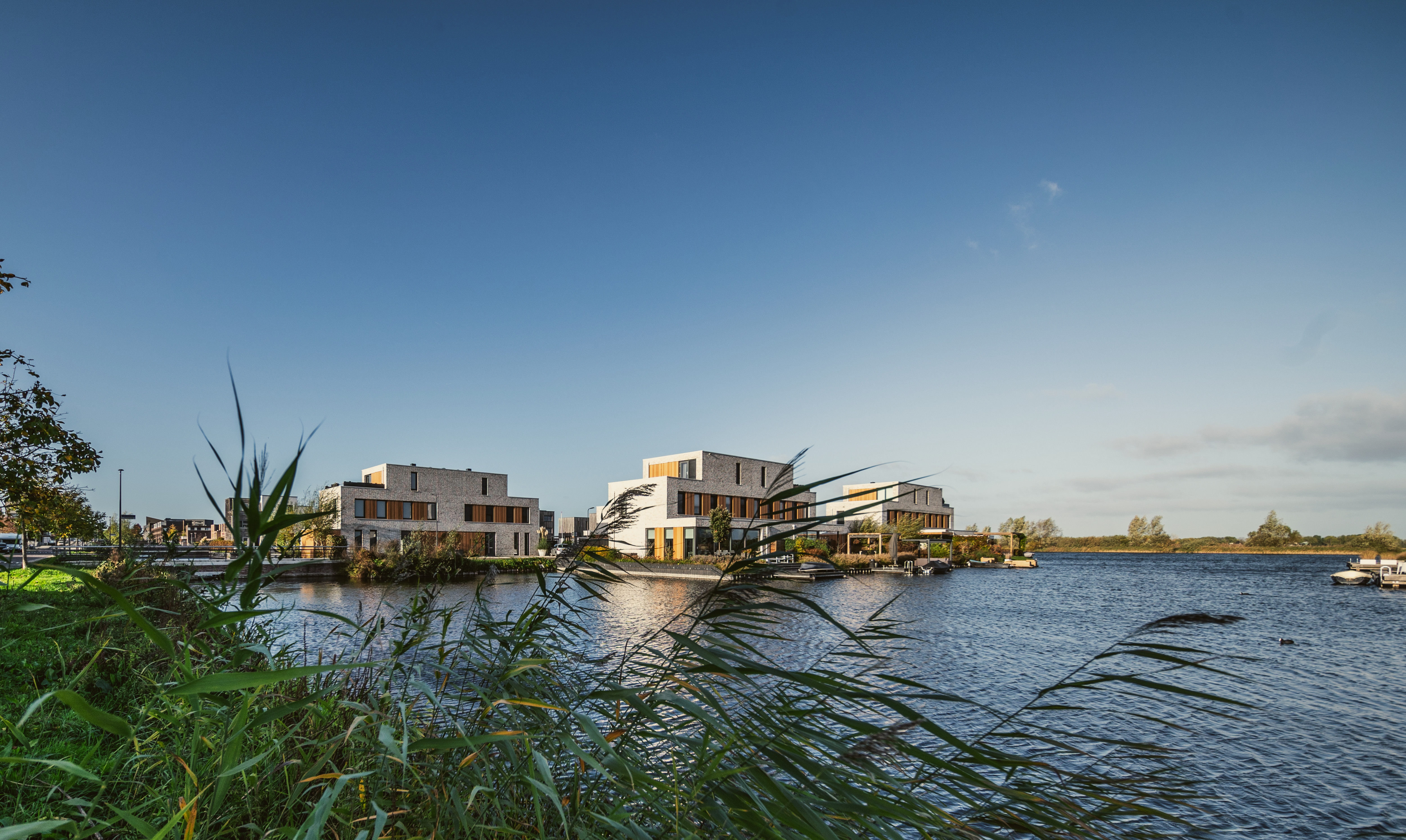 De Groote Vlieten, wonen aan het water